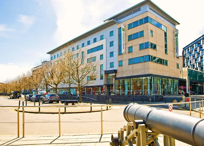 Holiday Inn Express Leeds Armouries