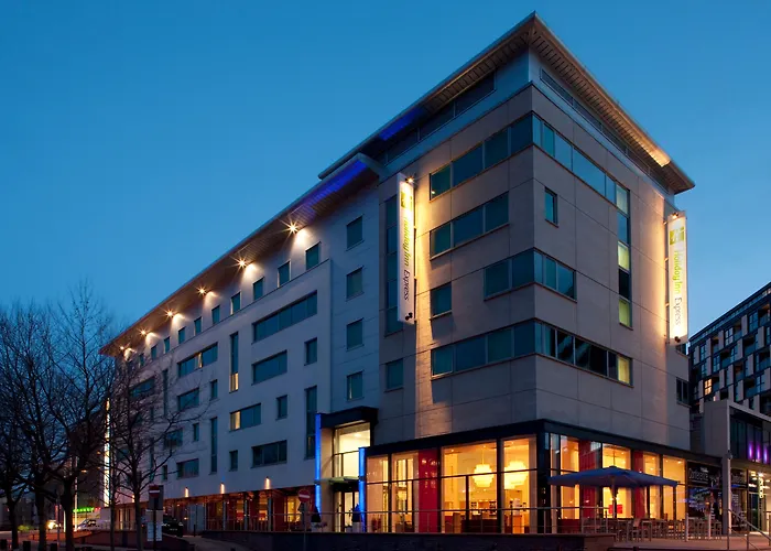 Holiday Inn Express Leeds Armouries