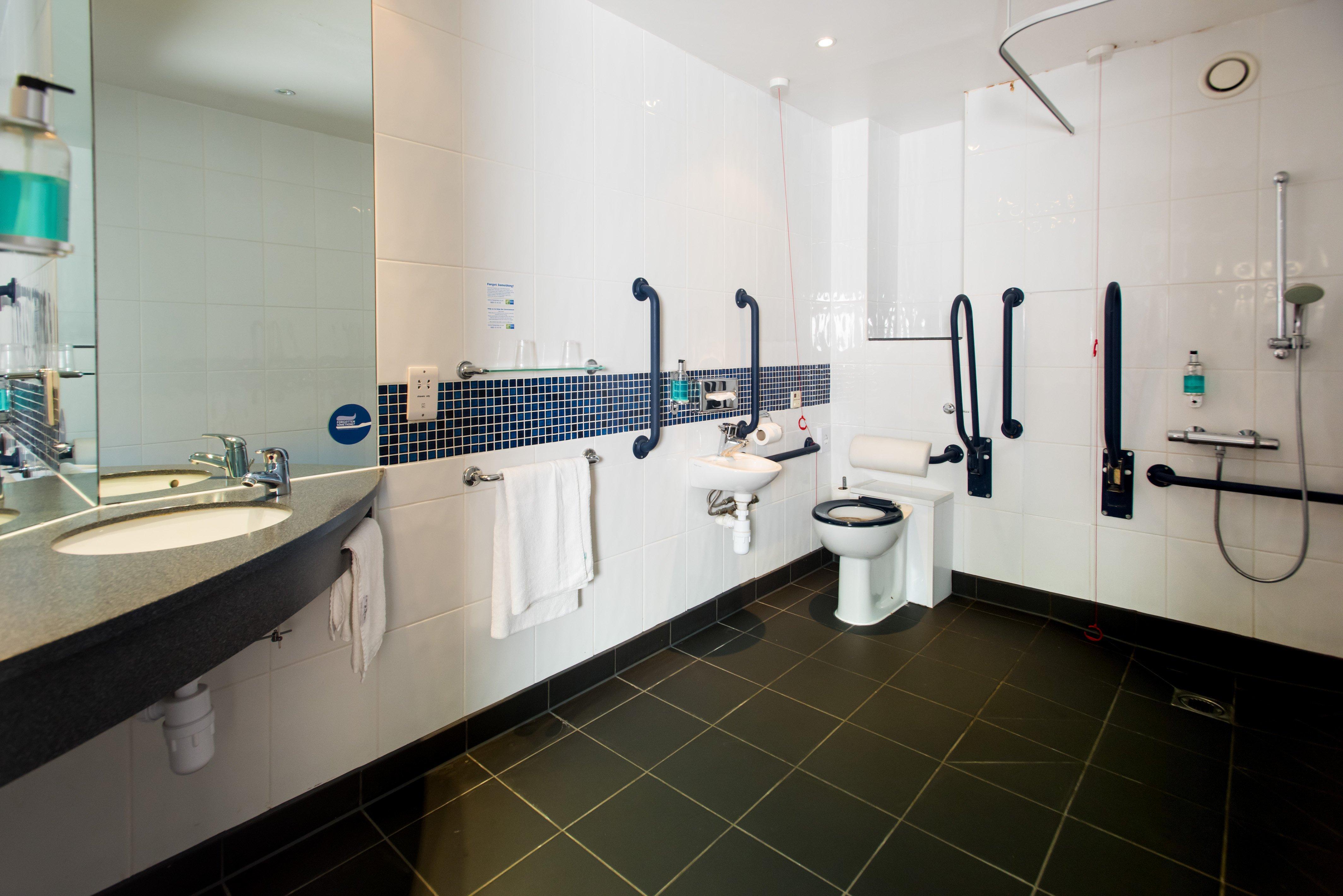 Express Leeds Centre - Armouries By Ihg Отель 3*