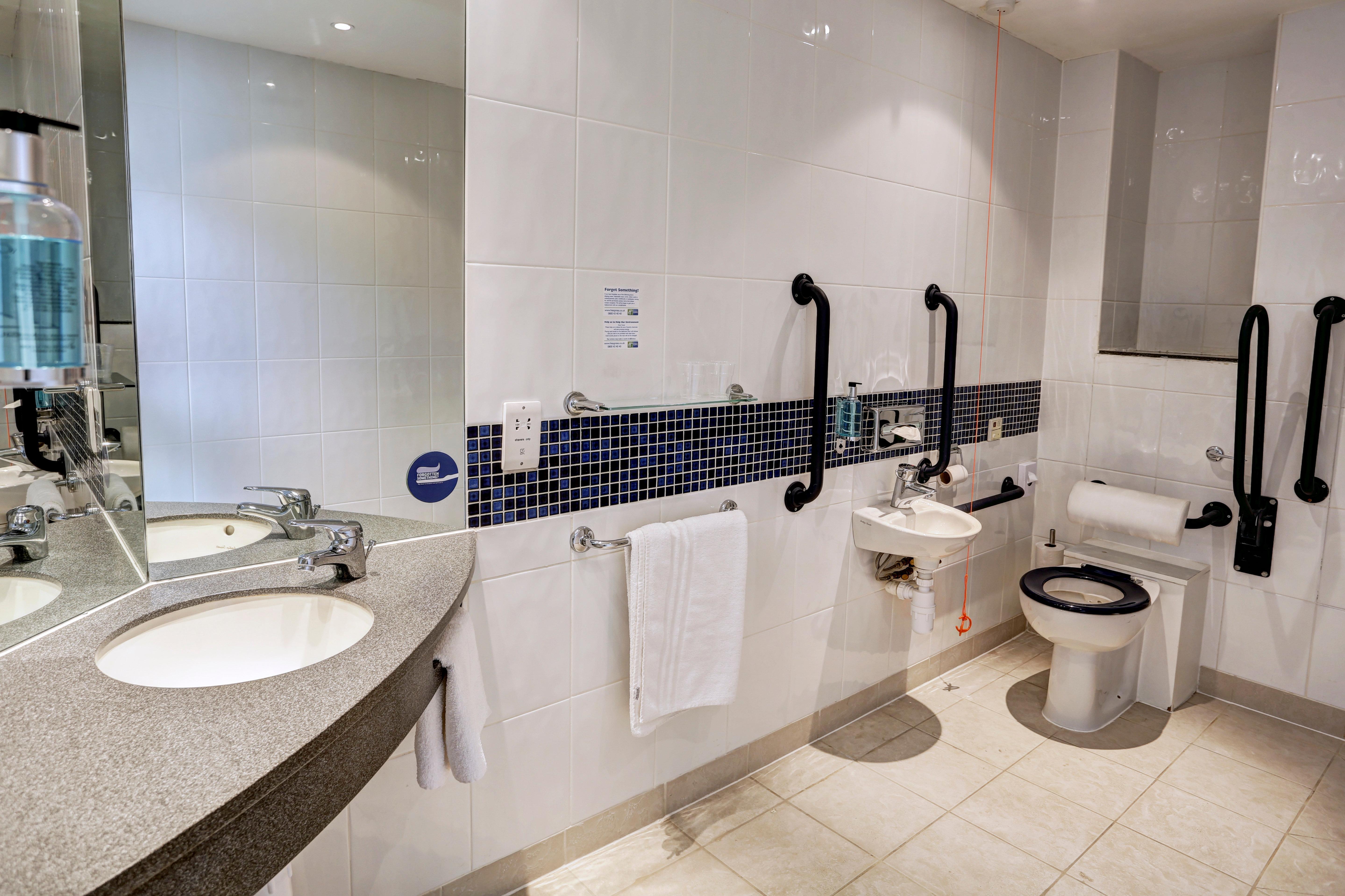 Express Leeds Centre - Armouries By Ihg 3* Лидс
