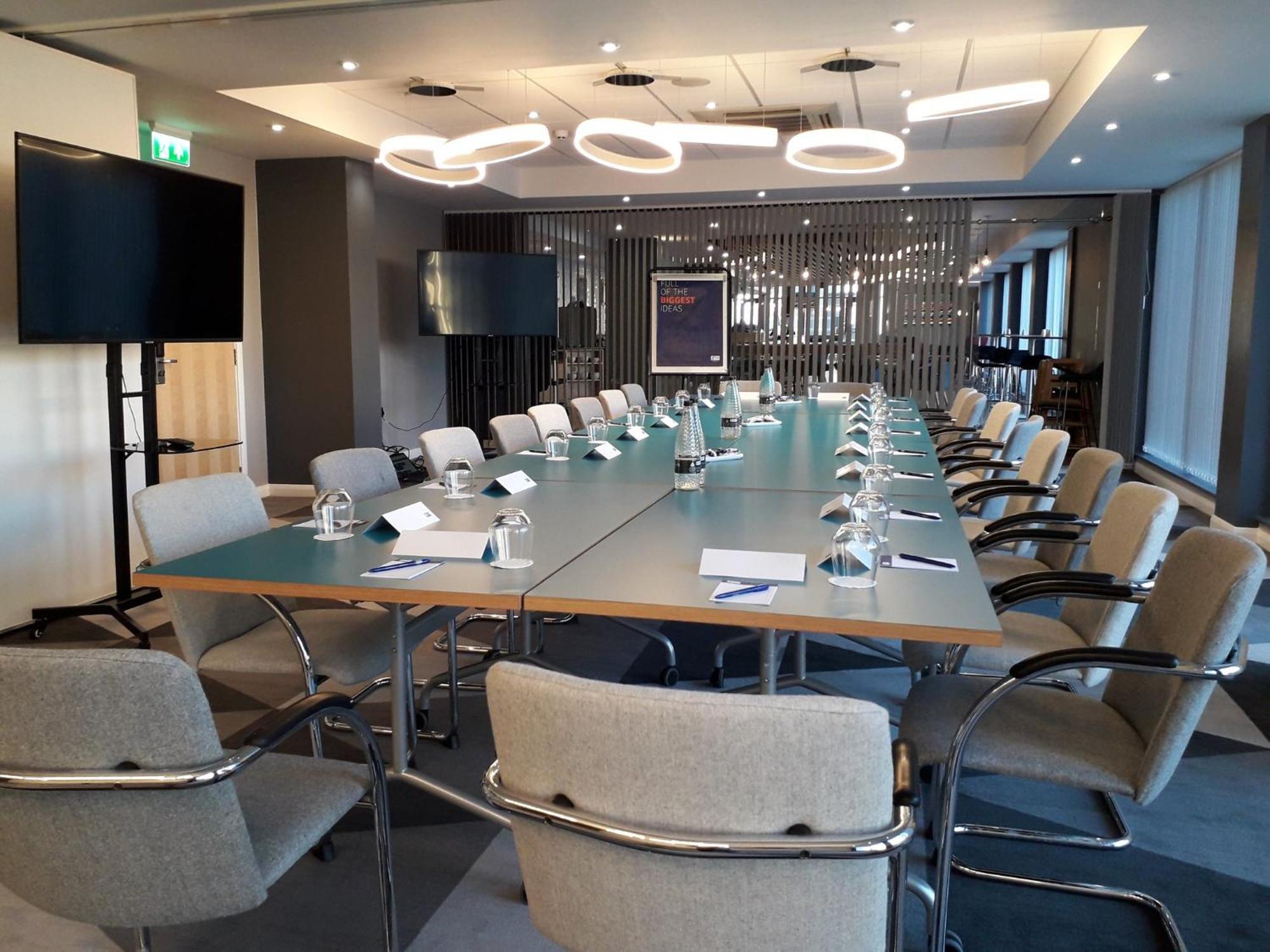 Express Centre - Armouries By Ihg 3*