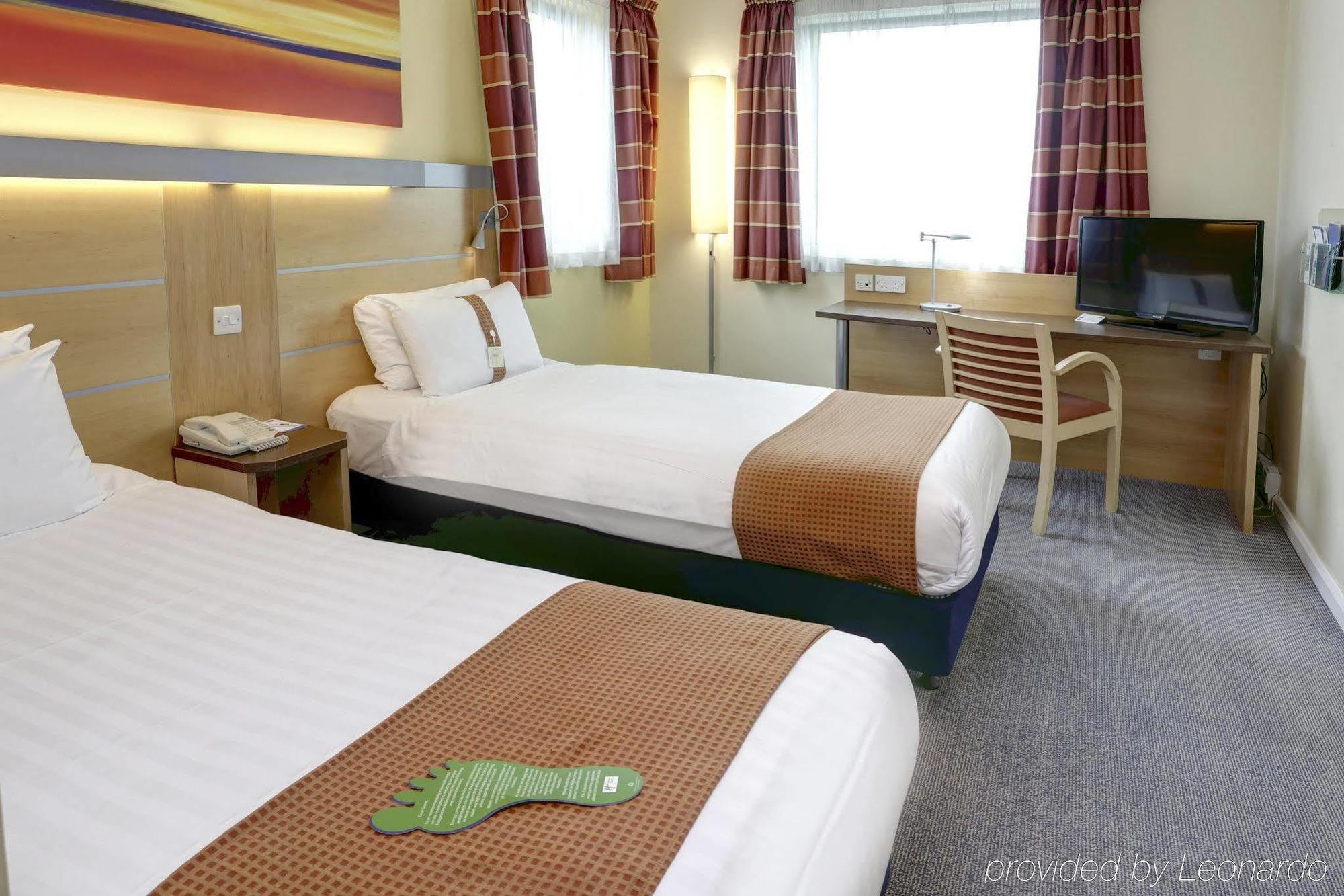 Express Centre - Armouries By Ihg Hotel 3*