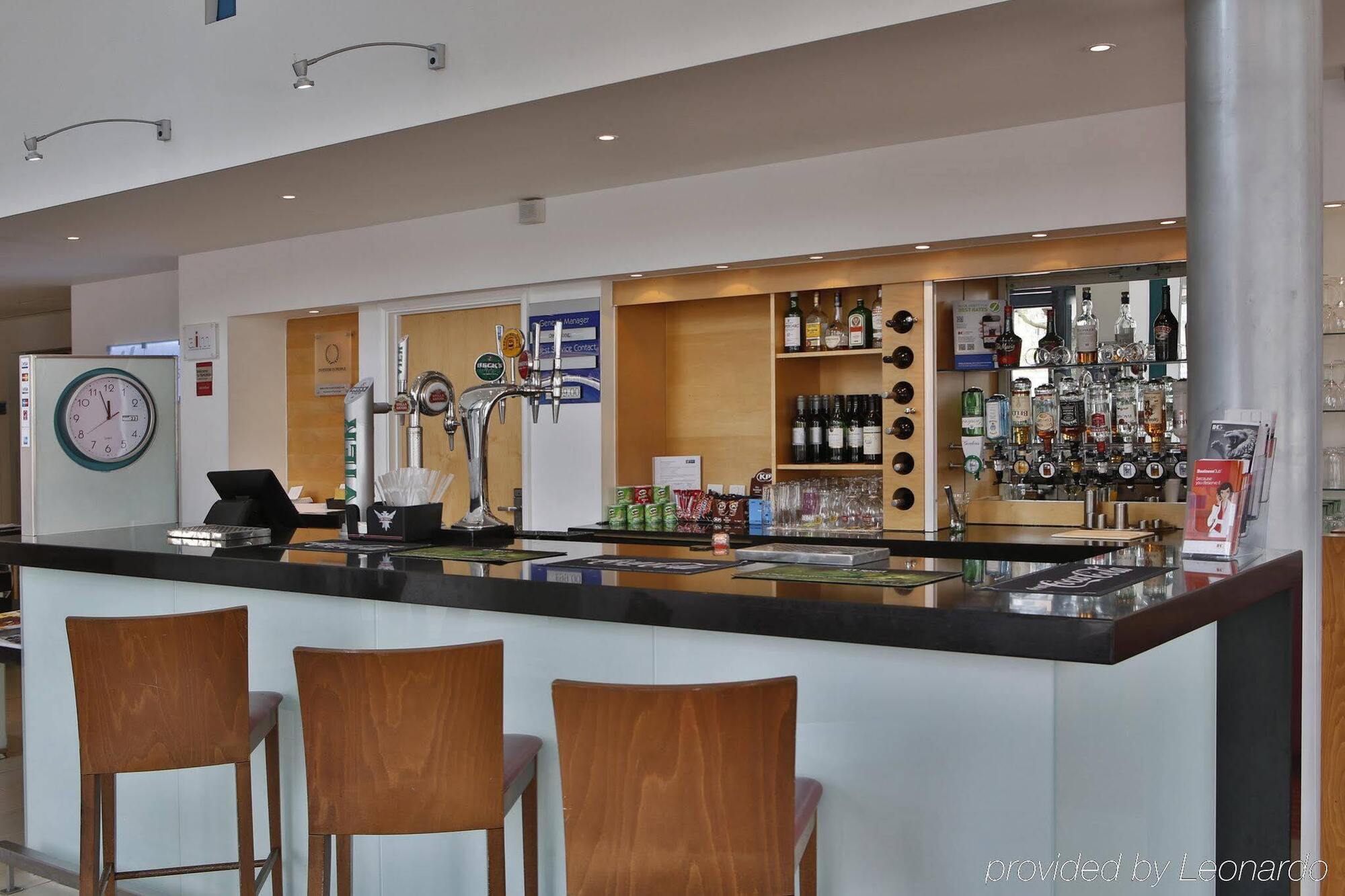 Express Centre - Armouries By Ihg